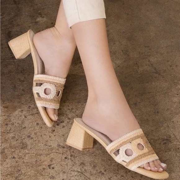 Tan Block Heel Sandals raffia with a woven embroidered strap - Picture 4 of 5